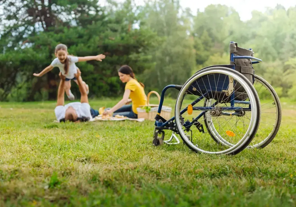 Świadczenie pielęgnacyjne 2026 - 3386 zł i praca bez utraty wsparcia