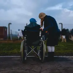 Co robi pracownik socjalny? Odkryj jego kluczowe obowiązki i wsparcie