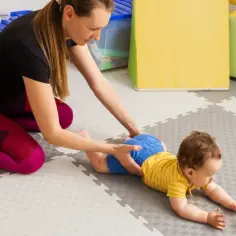Ile zarabia fizjoterapeuta w Polsce? Zaskakujące różnice w pensjach