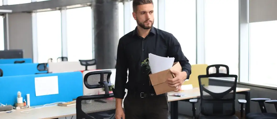Zdjęcie Czy pracownik może wnioskować o zwolnienie z obowiązku pracy? Odpowiedź