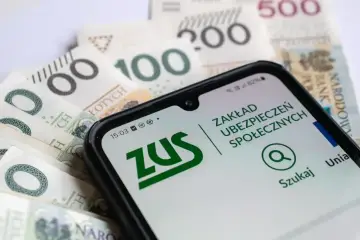 ZUS na smartfonie i polskie banknoty. Czy to zapowiedź trzynastej emerytury w 2026 roku?
