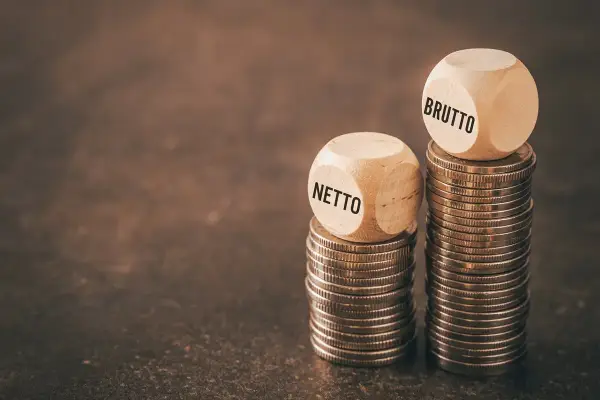 Średnia krajowa netto - Ile naprawdę zostaje na rękę?
