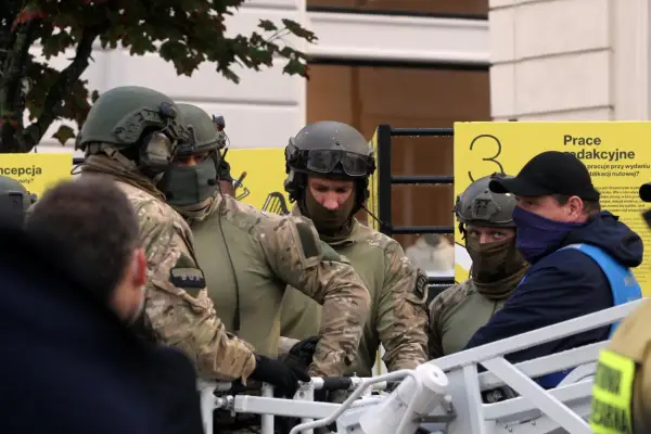 Ile zarabia antyterrorysta? Zaskakujące fakty o wynagrodzeniach