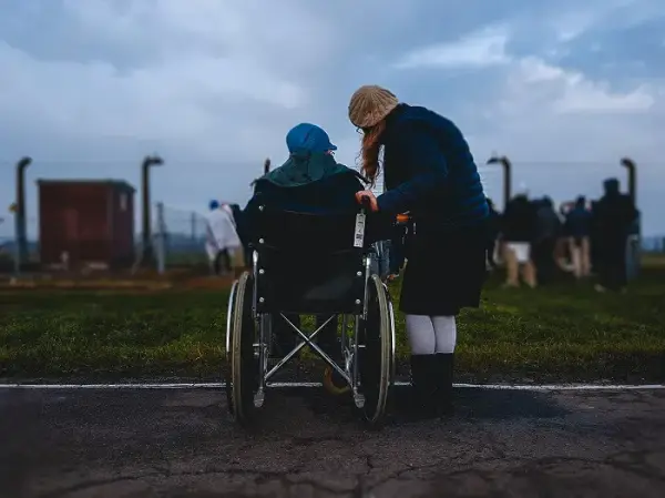 Co robi pracownik socjalny? Odkryj jego kluczowe obowiązki i wsparcie
