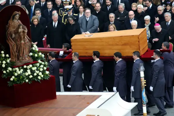 Pogrzeb papieża - Zmiany Franciszka i co dzieje się po śmierci?